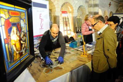 Maître verrier Nef cathédrale LES JOURNEES MANS'ART©Ville du Mans